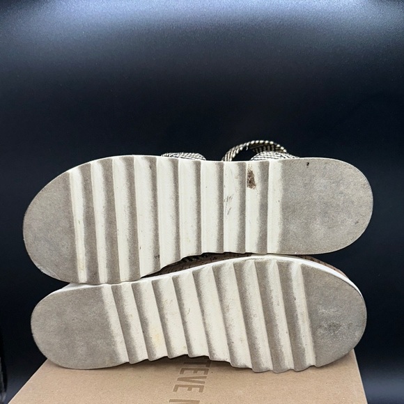 STEVE MADDEN BANDI PLATFORM SANDALS WOMEN BLACK-TAN size 7.5 - Picture 5 of 5